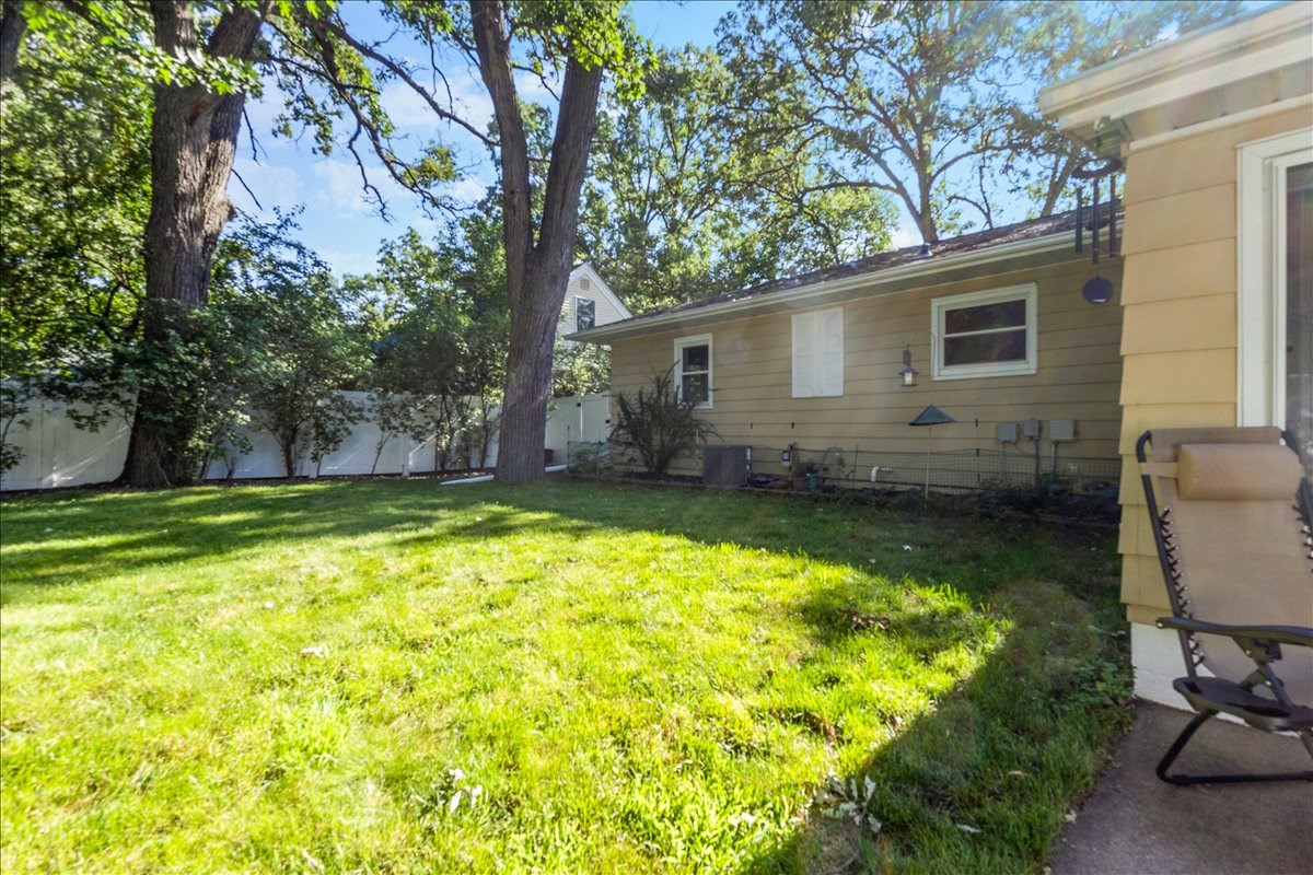 3436 Rudolph Road Eau Claire, WI 54701 - Photo 29 of 39
