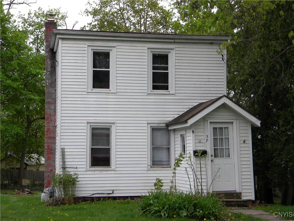 37 West Oneida Street Lysander, NY 13027 - Photo 1 of 1