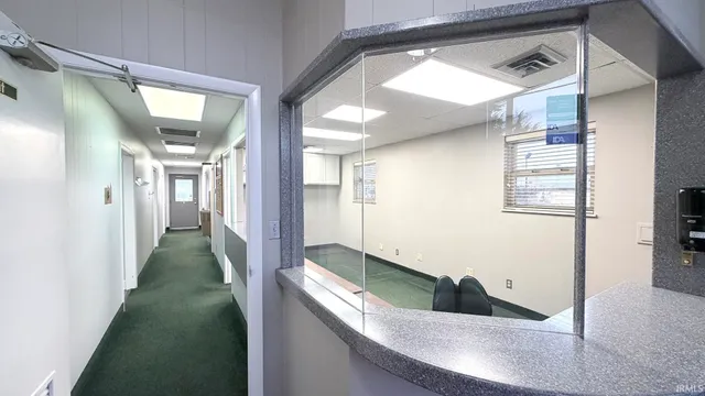 $199,000 | 801 North Weinbach Avenue, Evansville, IN 47711