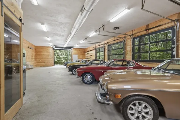 $3,995,000 | 9 A Ashley Road, Southborough, MA 01772