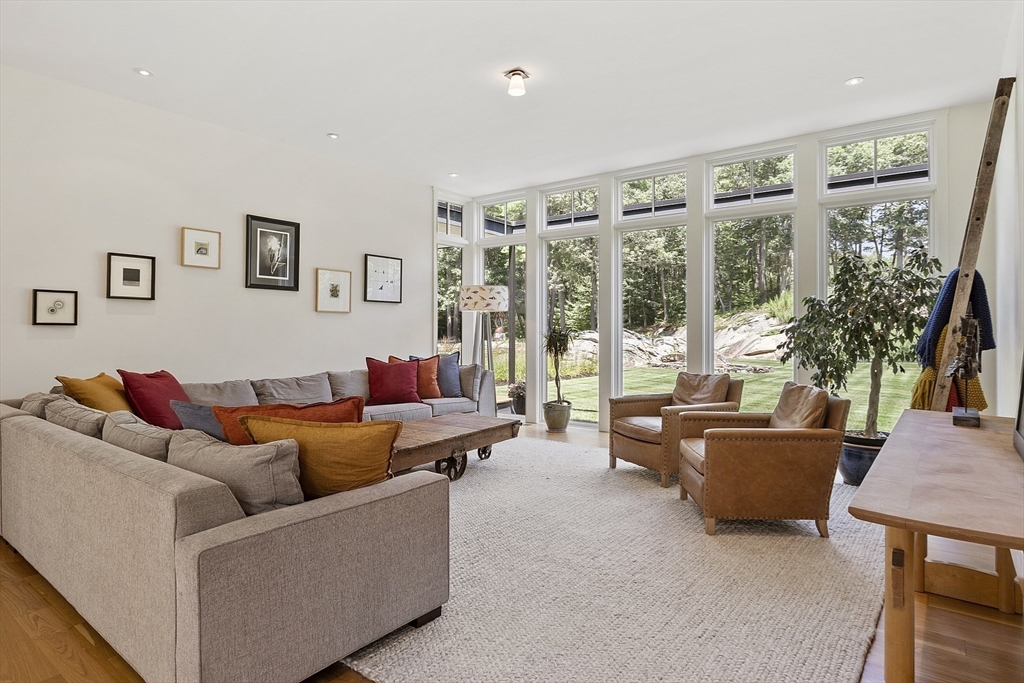 9 A Ashley Road Southborough, MA 01772 - Photo 10 of 42