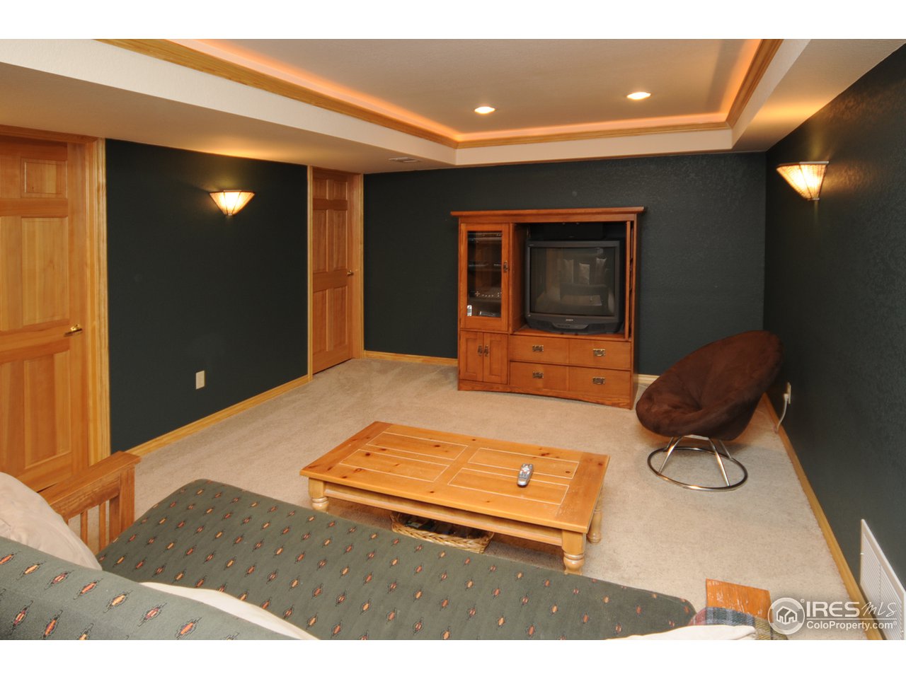 3147 Rookery Road Fort Collins, CO 80528 - Photo 10 of 18 a workspace with furniture