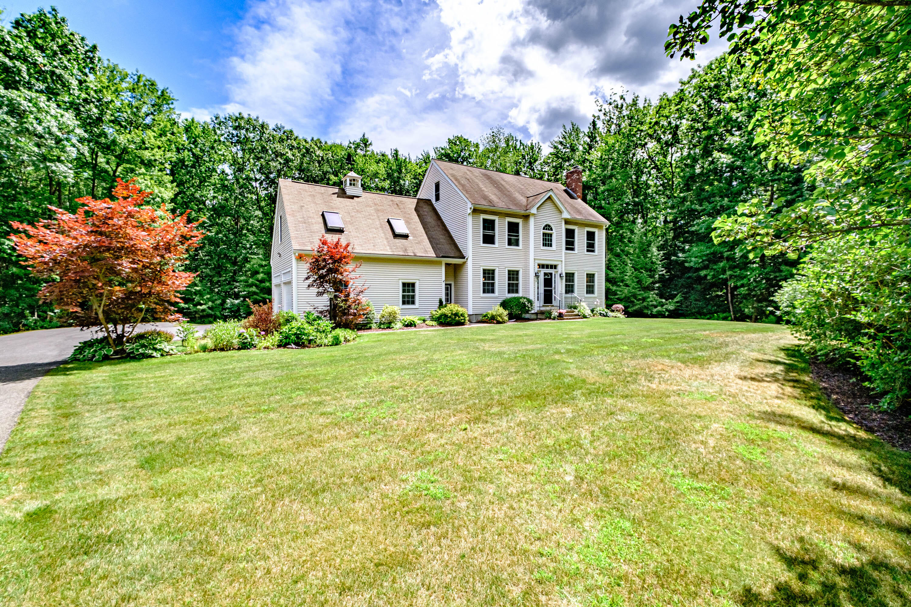 9 Landmark Road Scarborough, ME 04074 - Photo 2 of 50 20220727gp-61003
