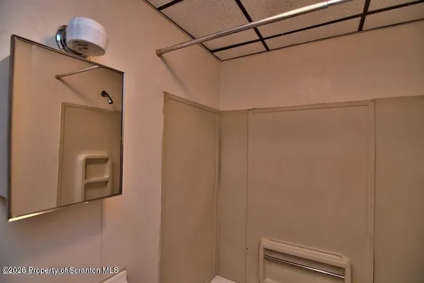 $825 | 401 South Valley Avenue, Olyphant, PA 18447