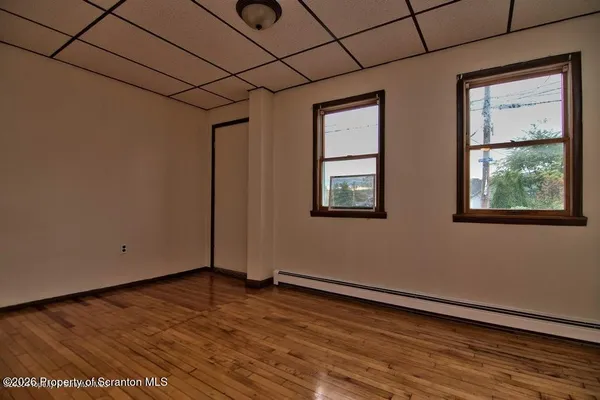 $825 | 401 South Valley Avenue, Olyphant, PA 18447