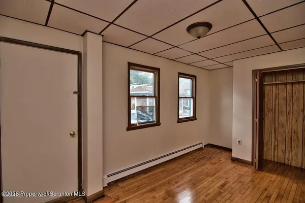 $825 | 401 South Valley Avenue, Olyphant, PA 18447