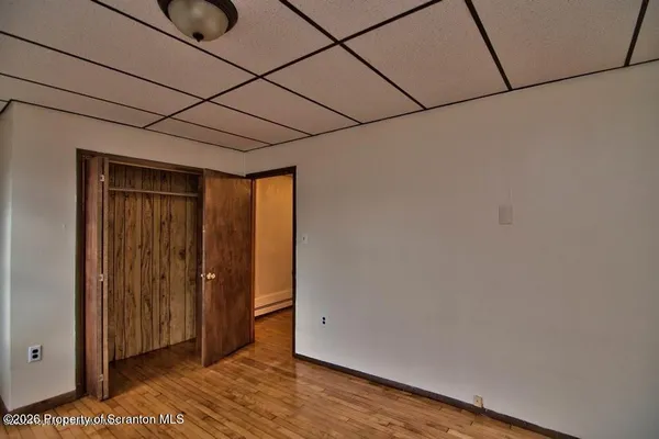 $825 | 401 South Valley Avenue, Olyphant, PA 18447