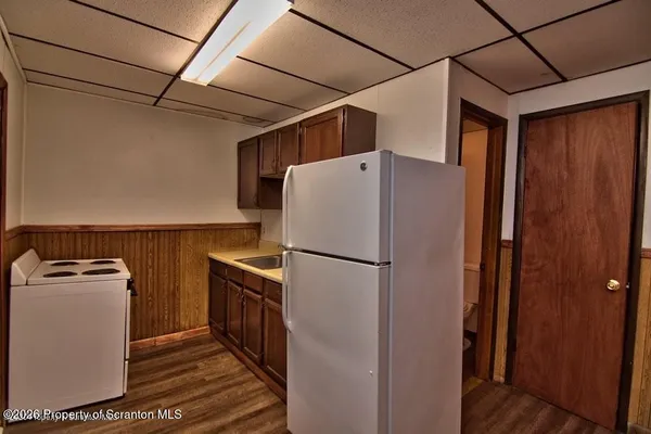 $825 | 401 South Valley Avenue, Olyphant, PA 18447