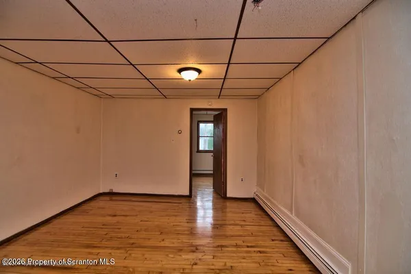 $825 | 401 South Valley Avenue, Olyphant, PA 18447