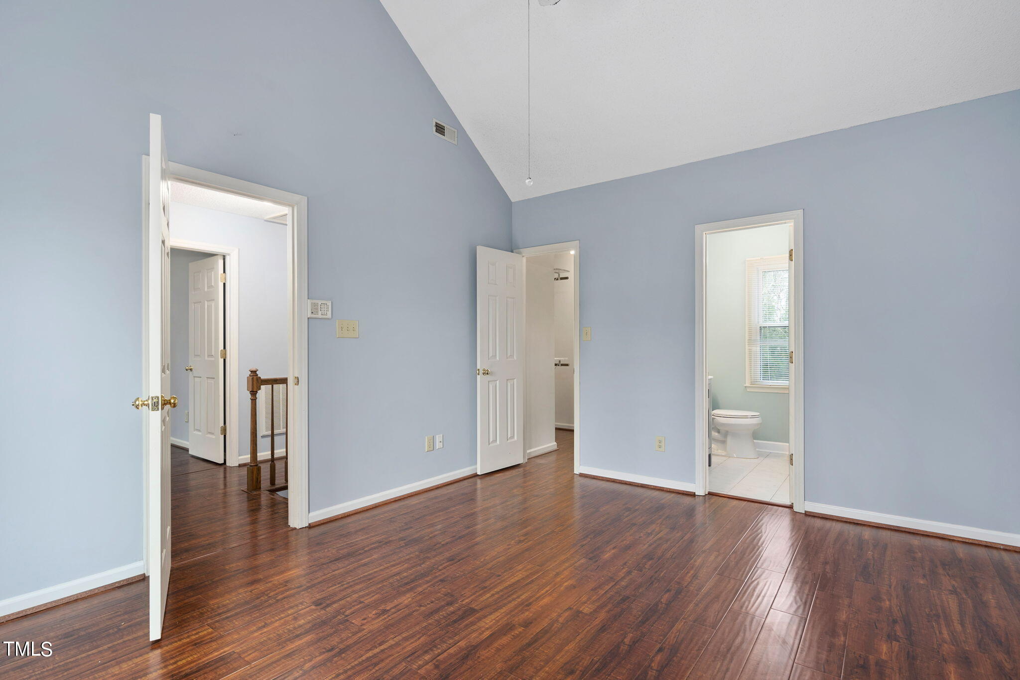 521 South Meadow Road Raleigh, NC 27603 - Photo 12 of 50 33-web-or-mls-521-s-meadow-rd