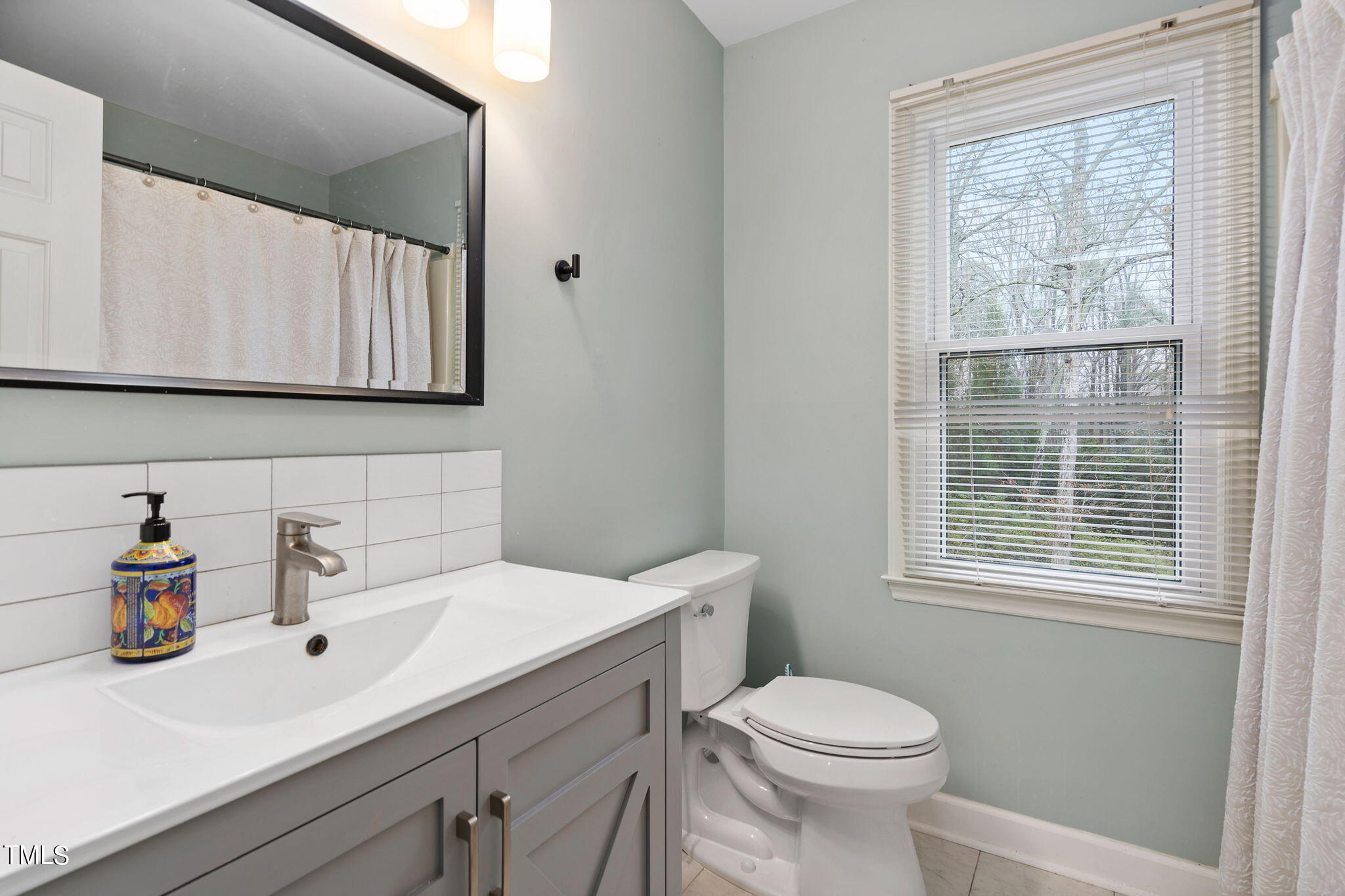 521 South Meadow Road Raleigh, NC 27603 - Photo 13 of 50 31-web-or-mls-521-s-meadow-rd