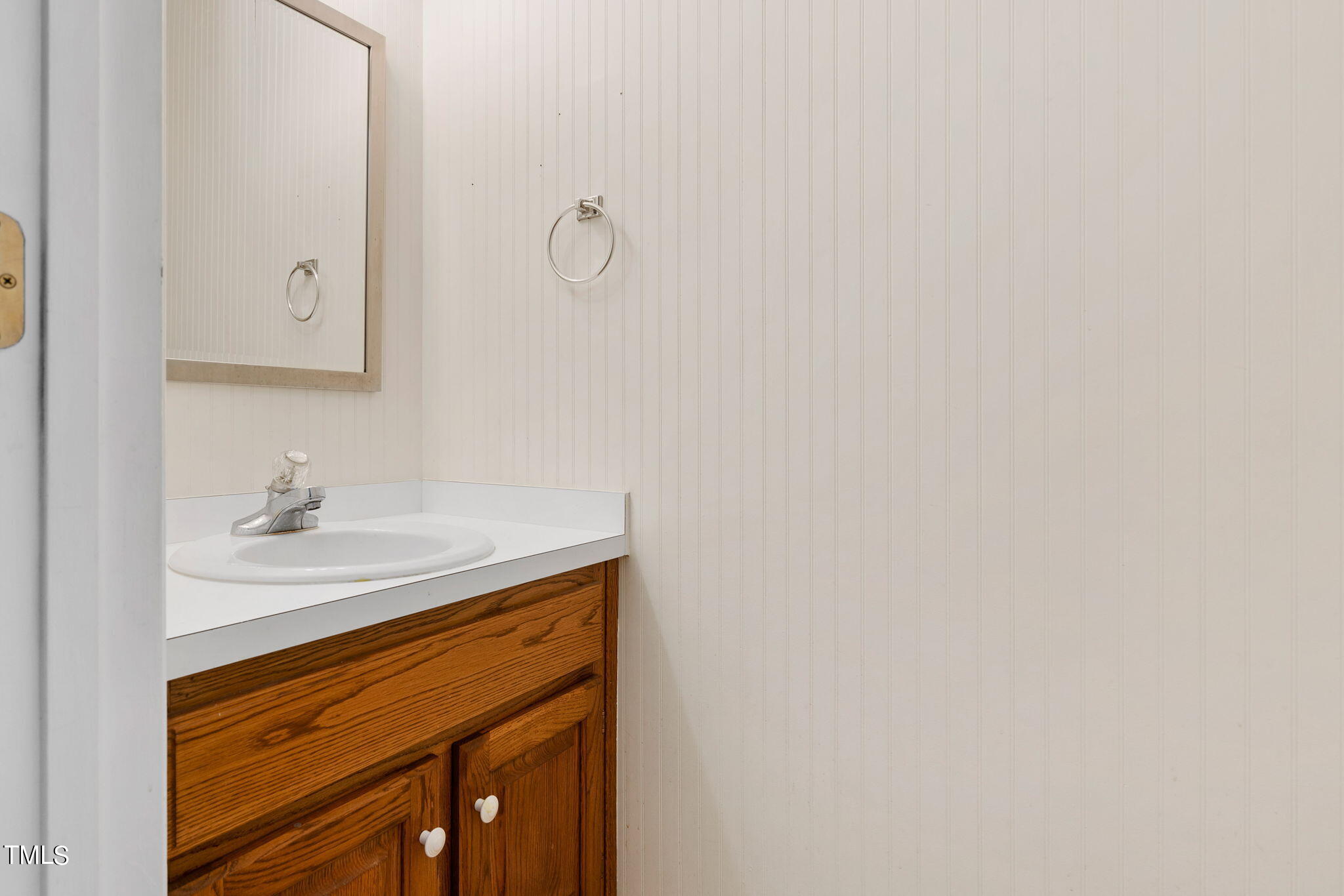 521 South Meadow Road Raleigh, NC 27603 - Photo 10 of 50 40-web-or-mls-521-s-meadow-rd