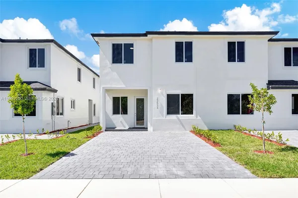 $629,990 | 22555 Southwest 125th Avenue, Unit 13A, Miami, FL 33170