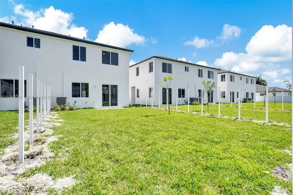 $629,990 | 22555 Southwest 125th Avenue, Unit 13A, Miami, FL 33170