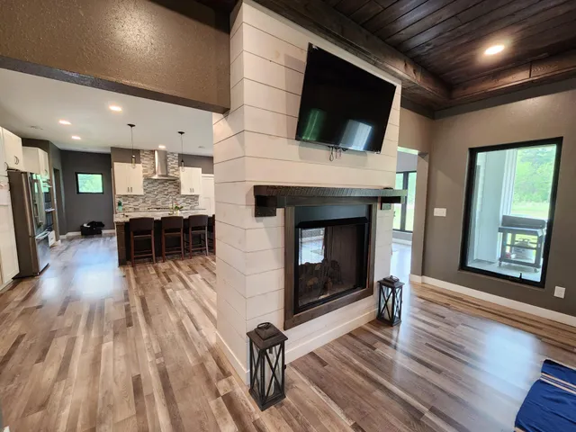 $699,900 | 26575 U. S. Highway 71, Park Rapids, MN 56470