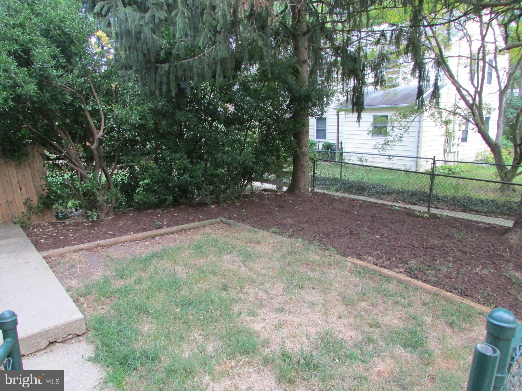 14 Ridge Road, Unit K Greenbelt, MD 20770 - Photo 3 of 15 Exterior (Front)