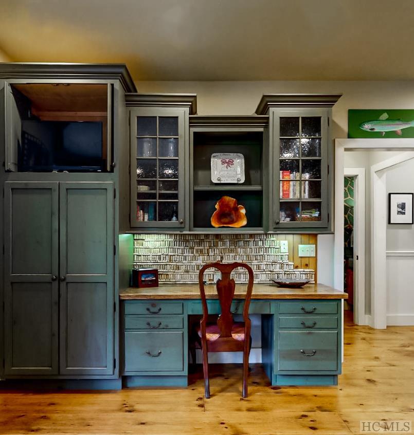 1214 Highgate Road Highlands, NC 28741 - Photo 12 of 36 Gallery Image 12