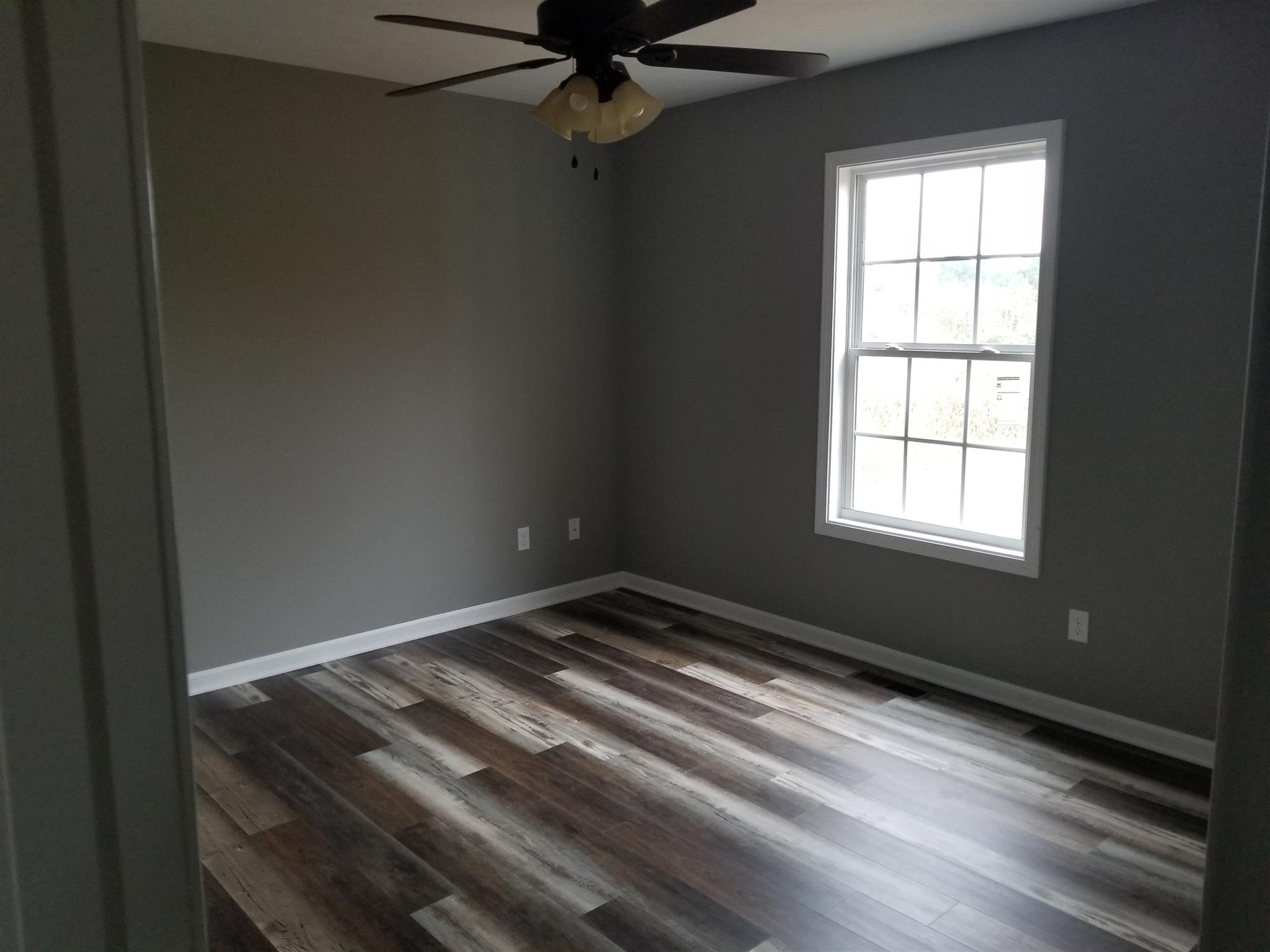 6530 Galen Road Lafayette, TN 37083 - Photo 9 of 12