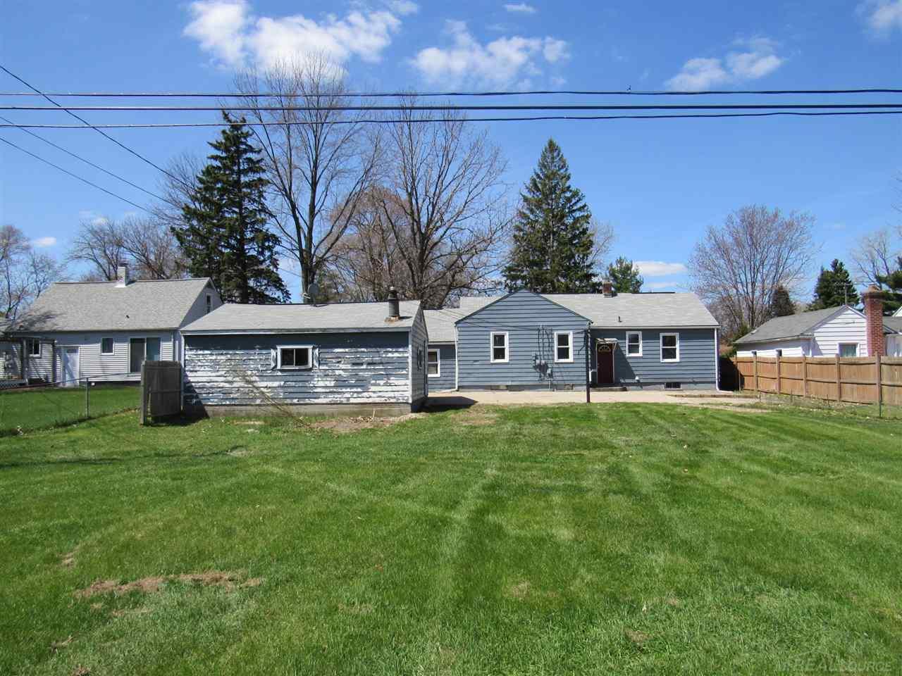 2827 Weaverton Rochester Hills, MI 48307 - Photo 8 of 36