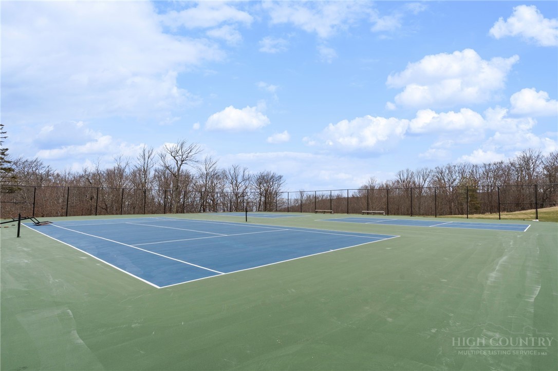 301 Pinnacle Inn Road, Unit 1313 Beech Mountain, NC 28604 - Photo 23 of 24