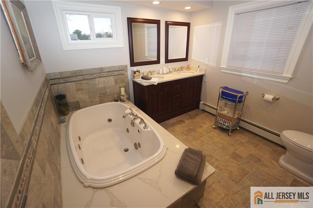 48 Lynnwood Road Edison, NJ 08820 - Photo 25 of 39