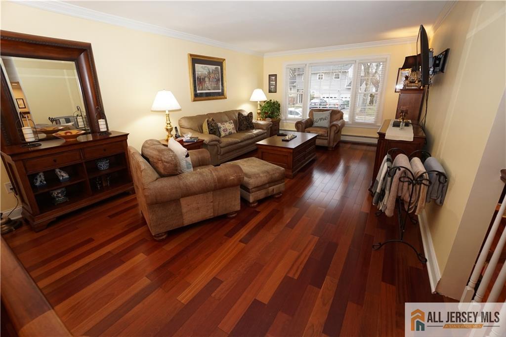 48 Lynnwood Road Edison, NJ 08820 - Photo 7 of 39