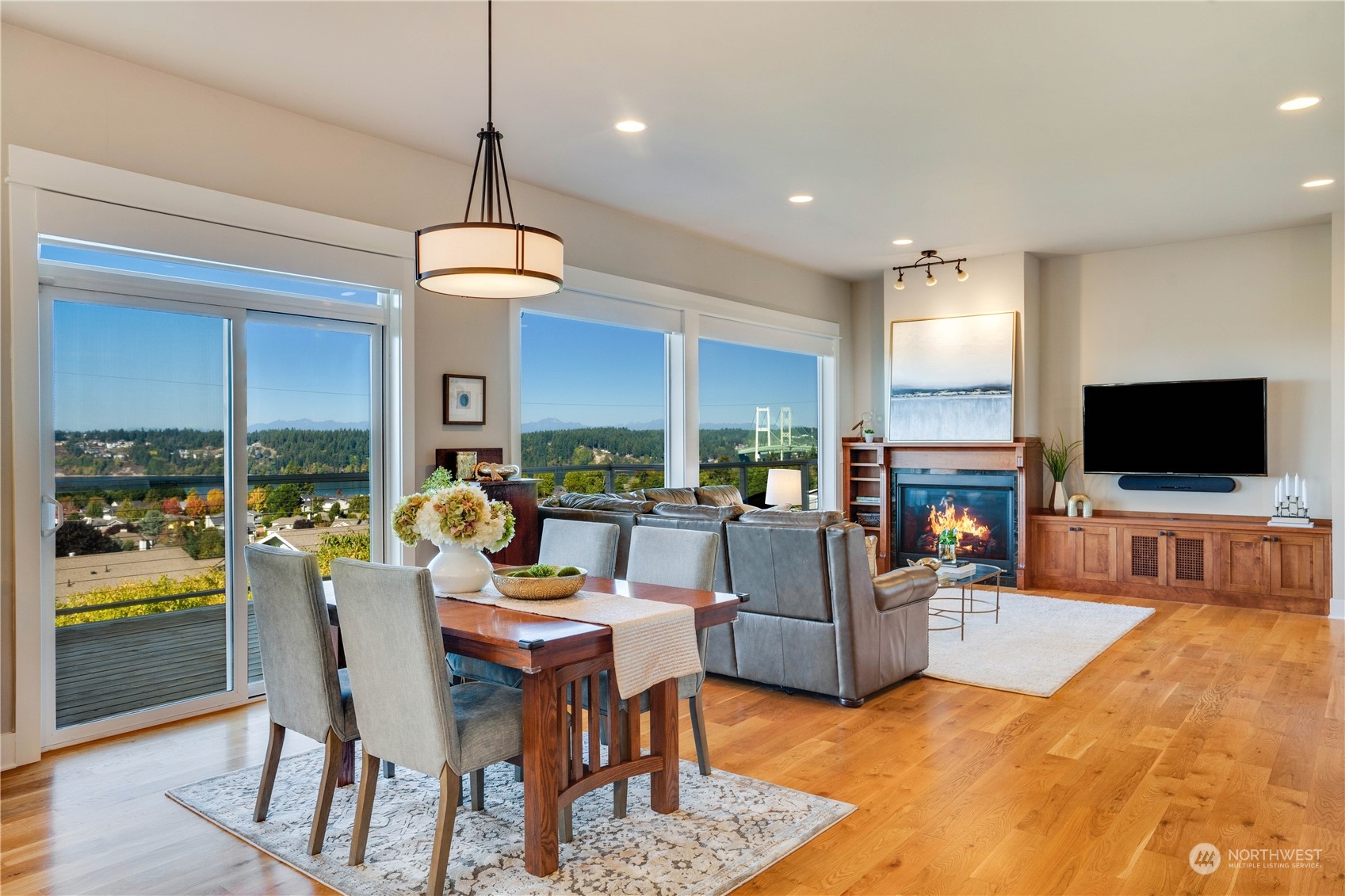 622 North Fernside Drive Tacoma, WA 98406 - Photo 2 of 40 a view of a dining room with furniture window and wooden floor