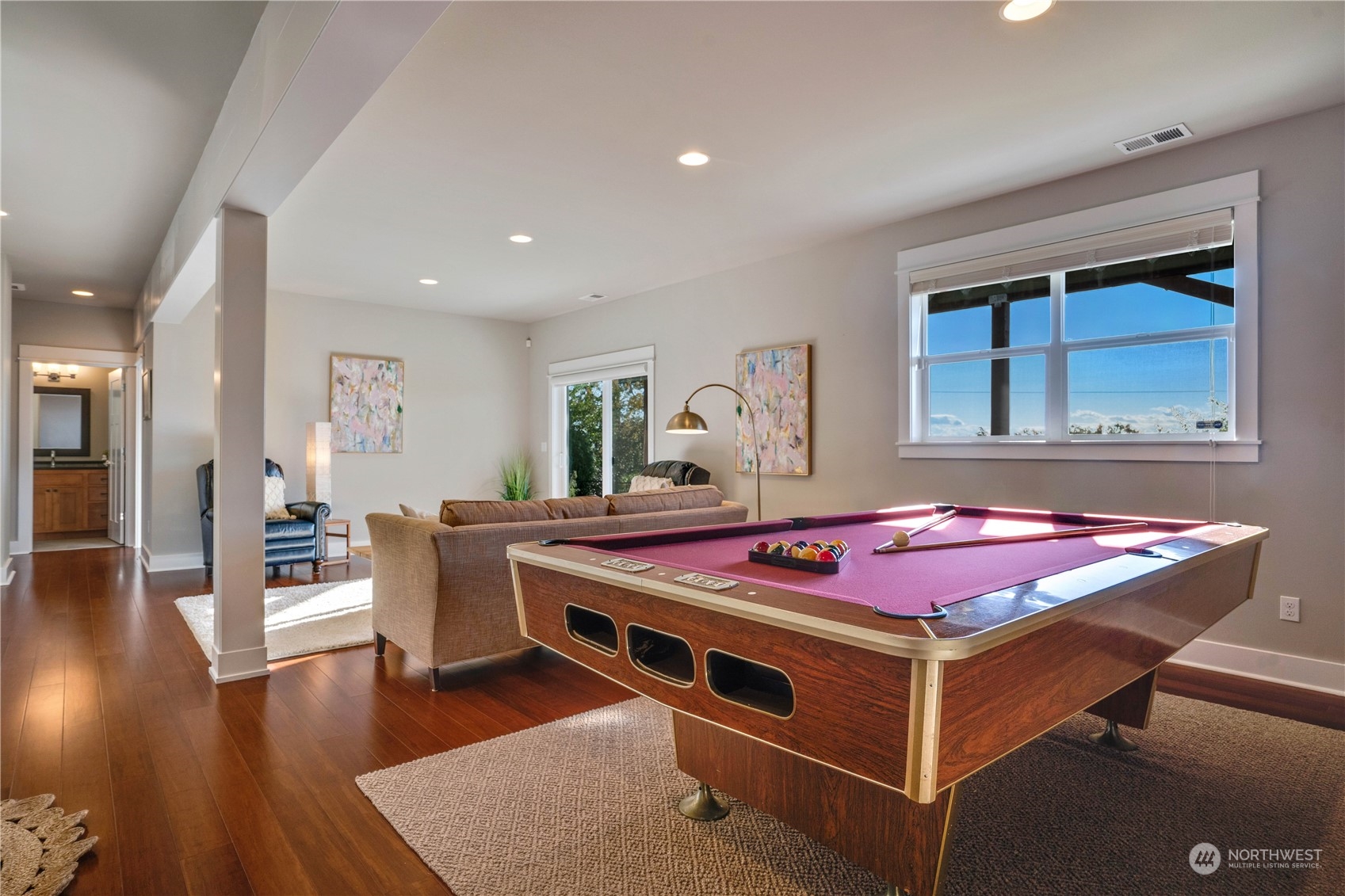 622 North Fernside Drive Tacoma, WA 98406 - Photo 34 of 40 a dinning room with a table and chairs