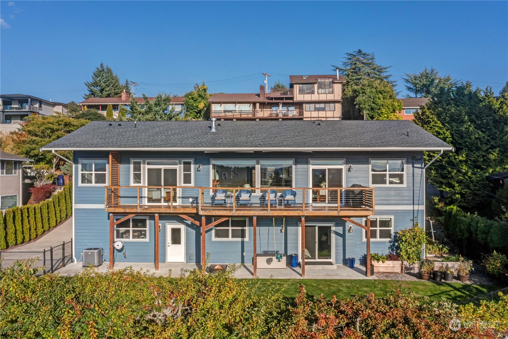 622 North Fernside Drive Tacoma, WA 98406 - Photo 37 of 40 front view of a house with a small yard