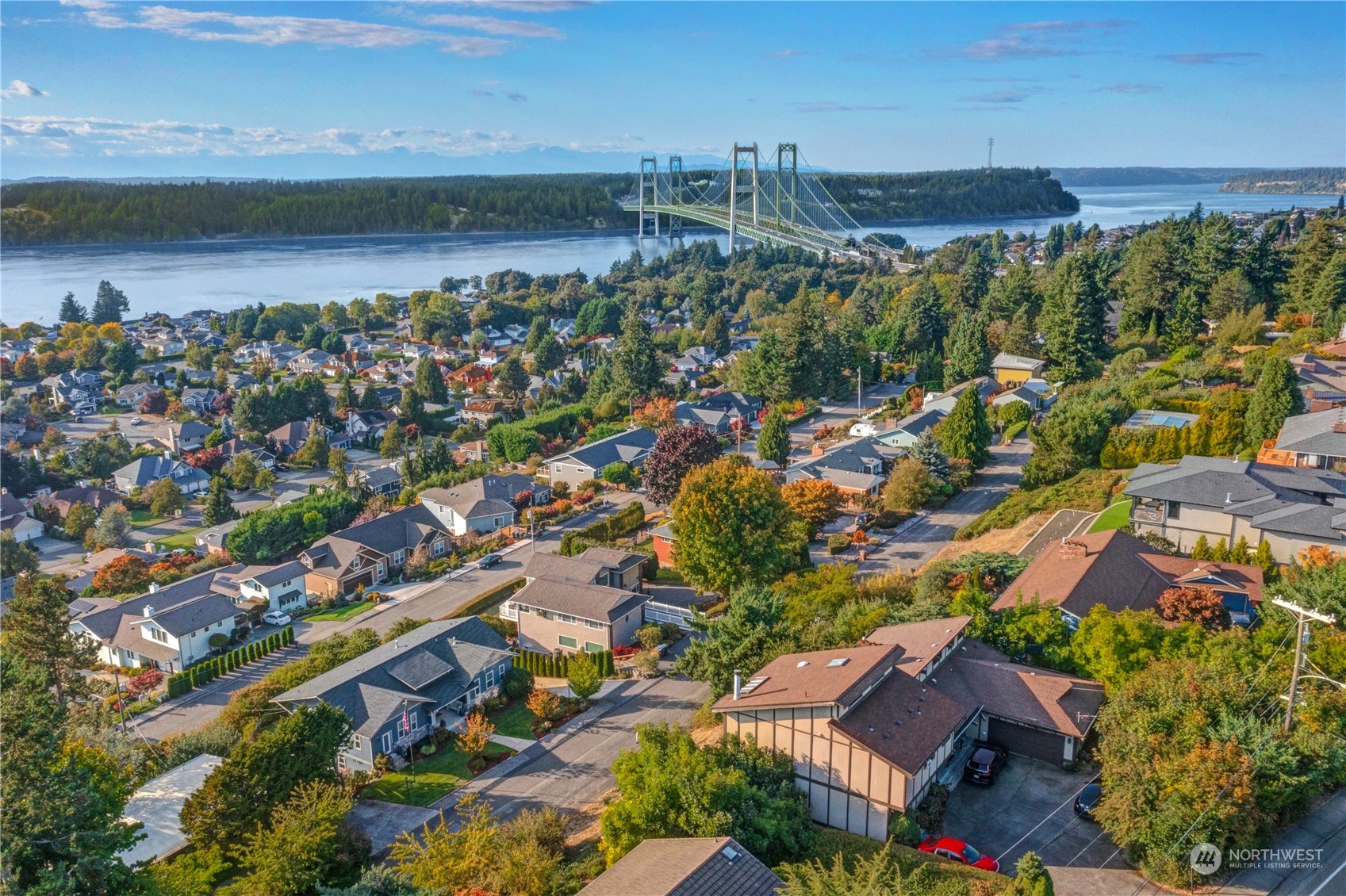 622 North Fernside Drive Tacoma, WA 98406 - Photo 39 of 40 a view of a city with lake