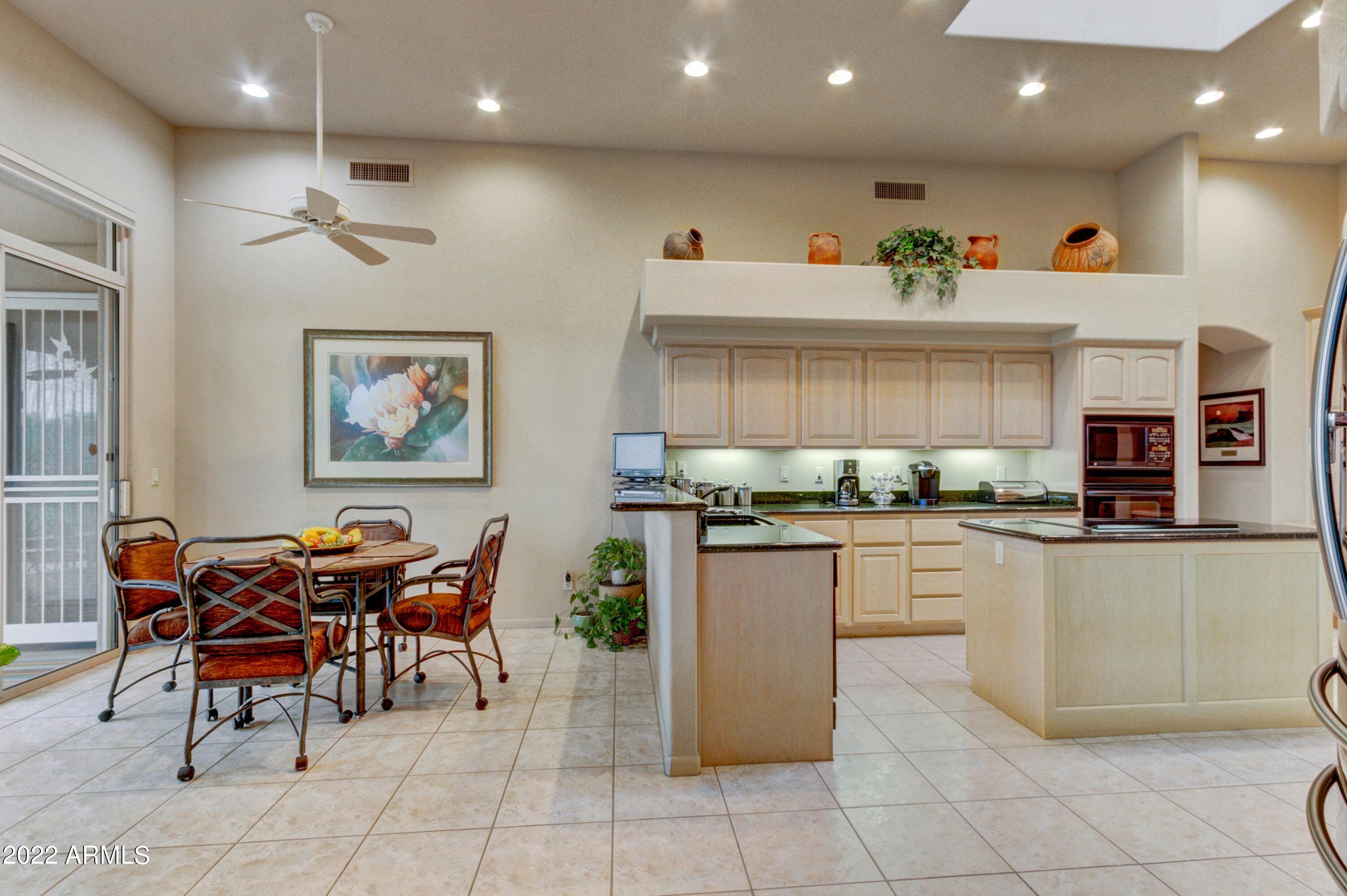 27501 North Azatlan Drive Rio Verde, AZ 85263 - Photo 11 of 32 011_Kitchen and Dining
