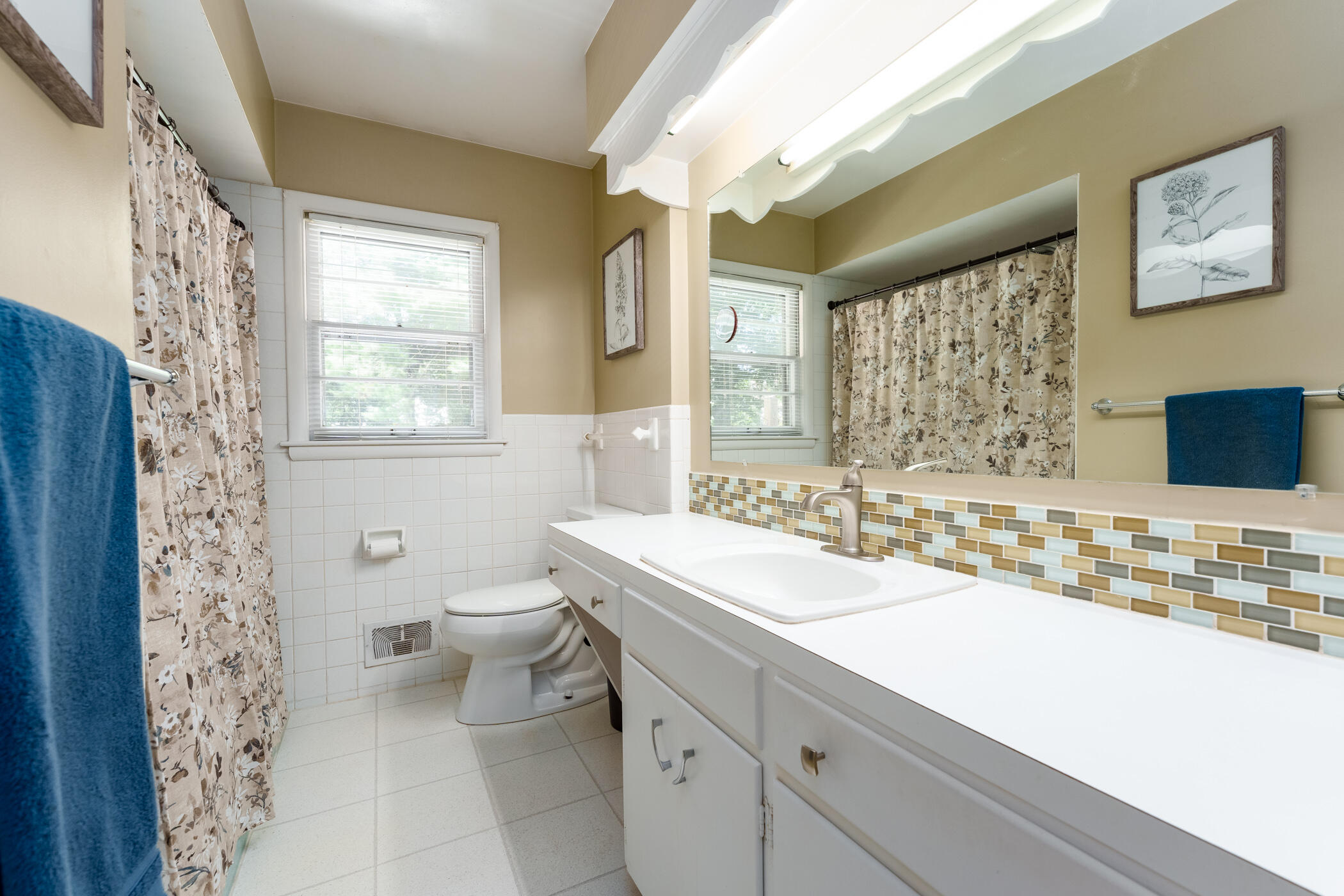 6242 Angling Road Portage, MI 49024 - Photo 20 of 43 Angling_Rd_6242_Portage_49024-16