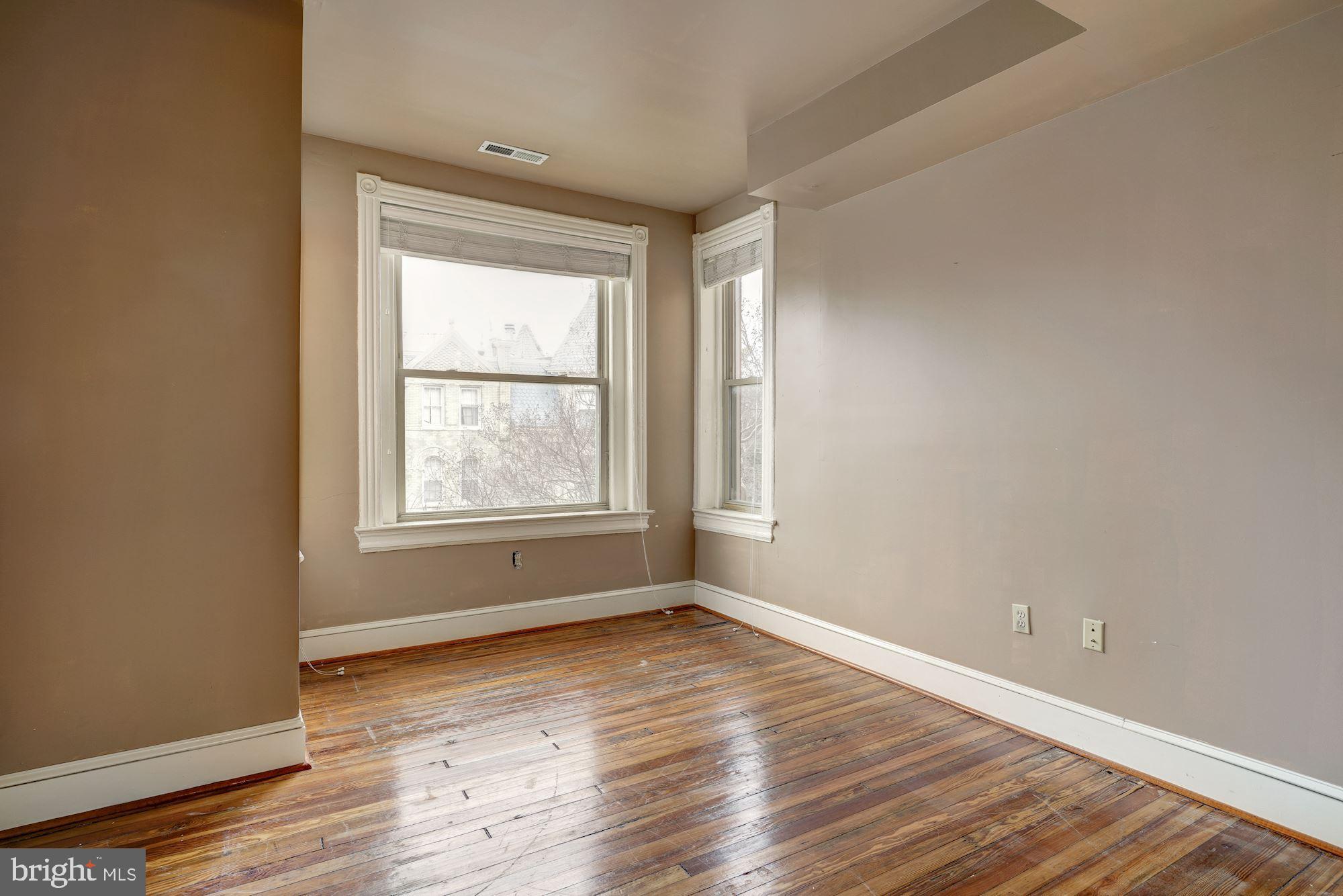 83 W Street Northwest Washington, DC 20001 - Photo 22 of 47