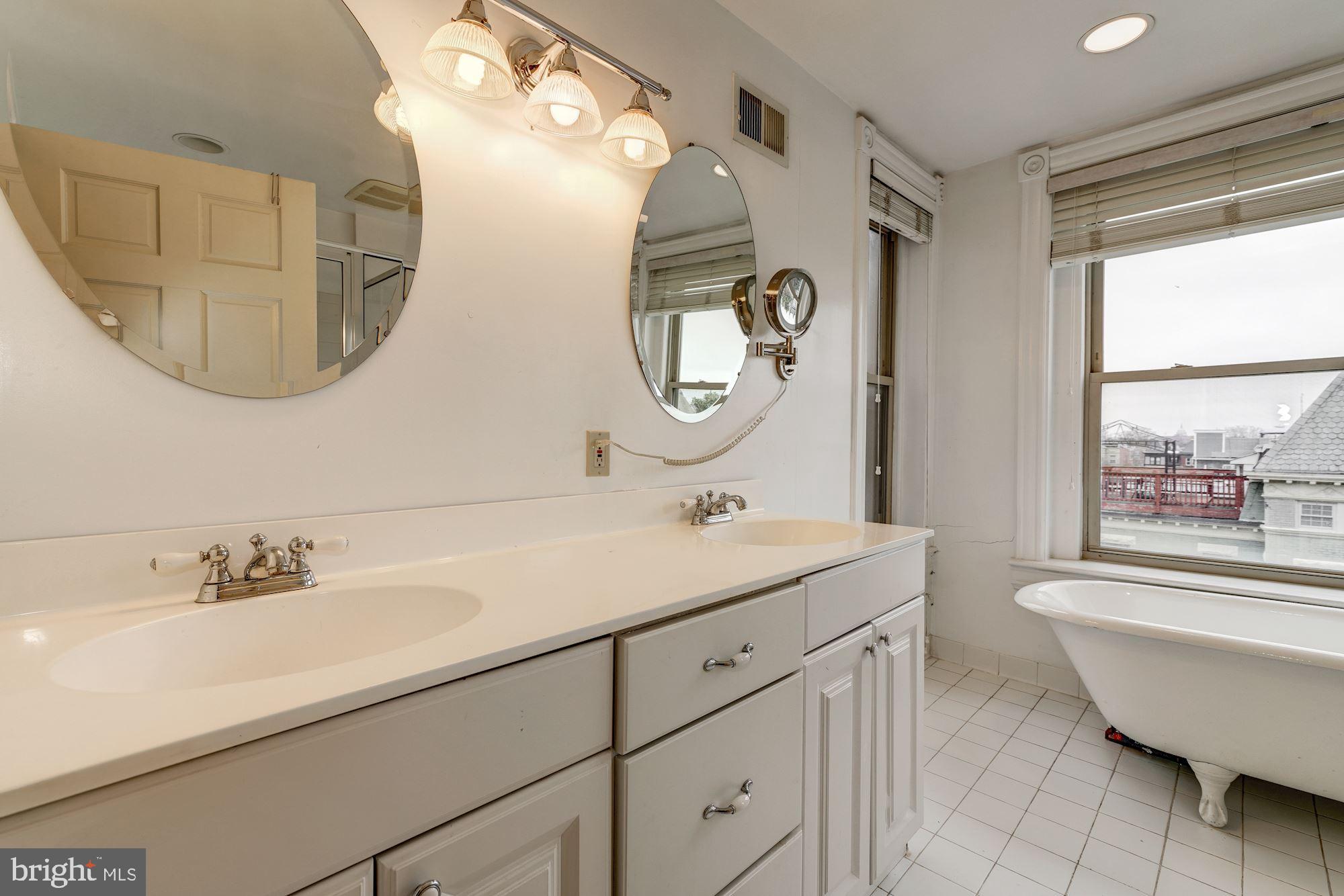 83 W Street Northwest Washington, DC 20001 - Photo 34 of 47