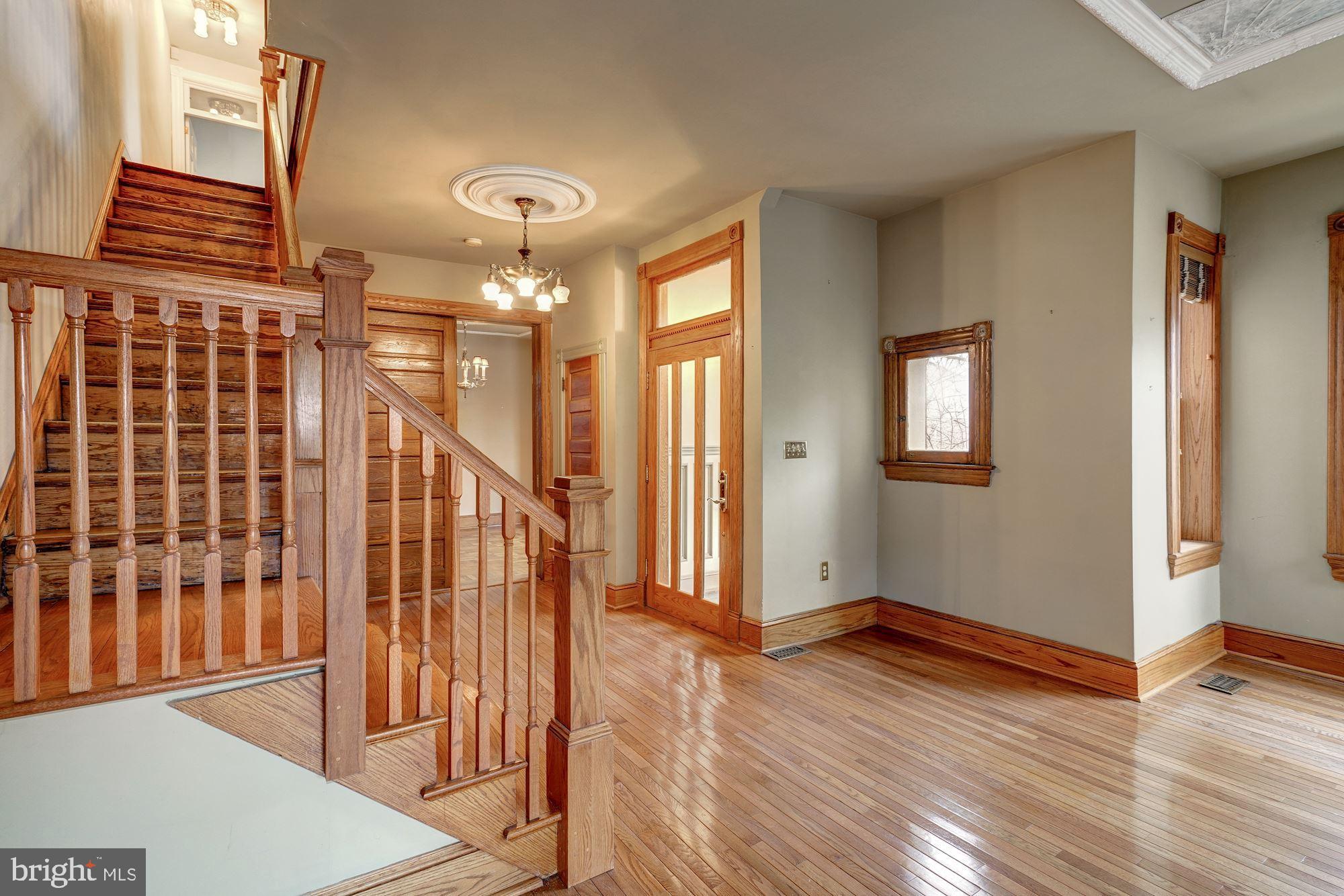 83 W Street Northwest Washington, DC 20001 - Photo 5 of 47