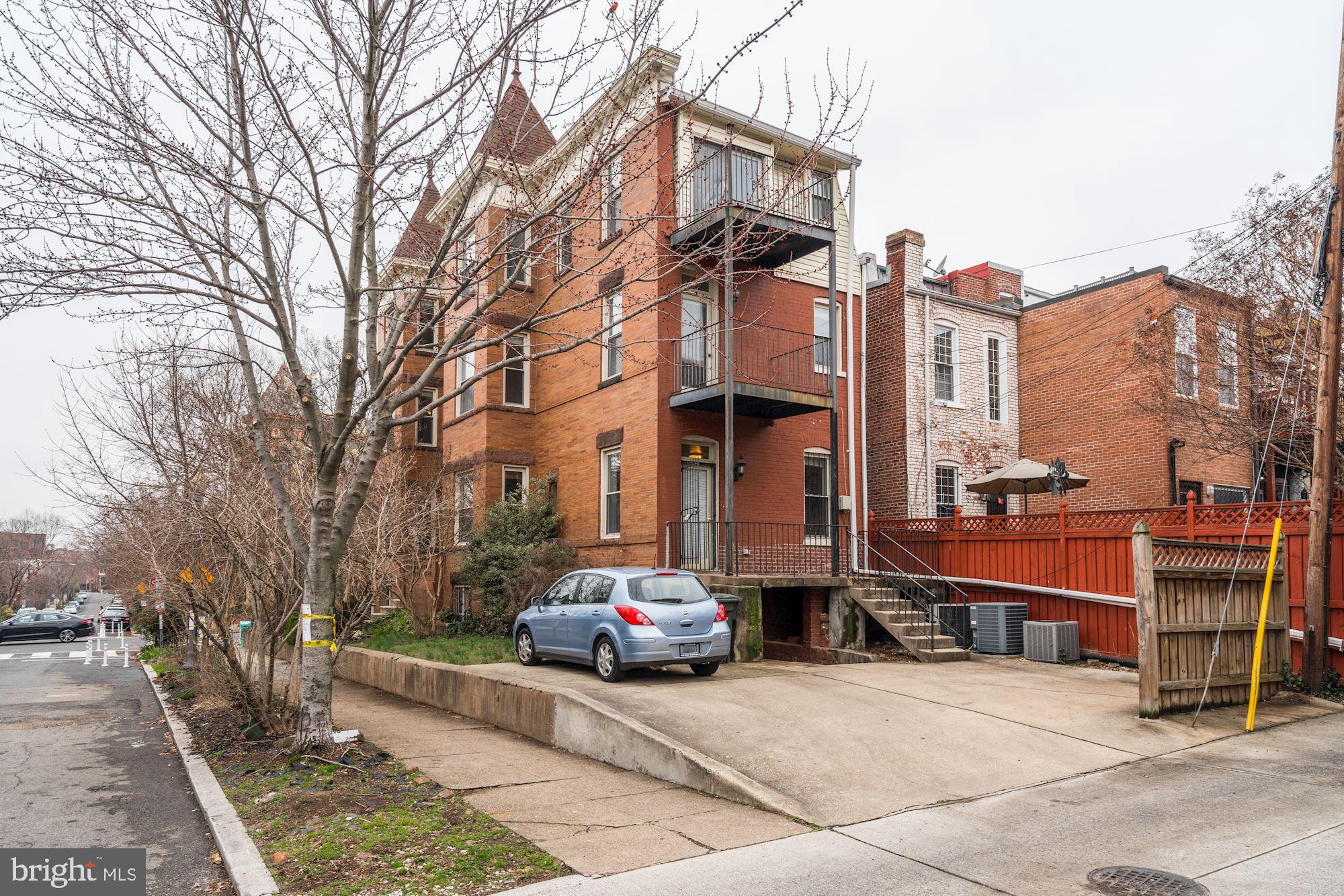 83 W Street Northwest Washington, DC 20001 - Photo 45 of 47