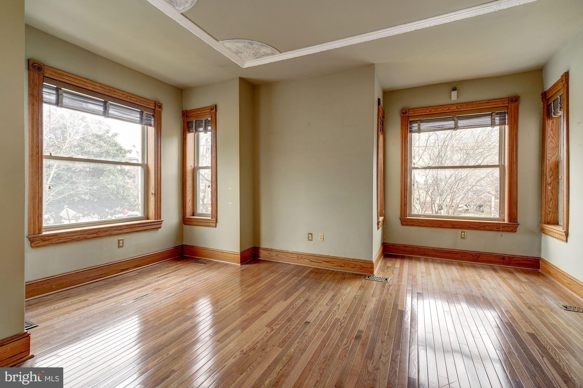 83 W Street Northwest Washington, DC 20001 - Photo 6 of 47