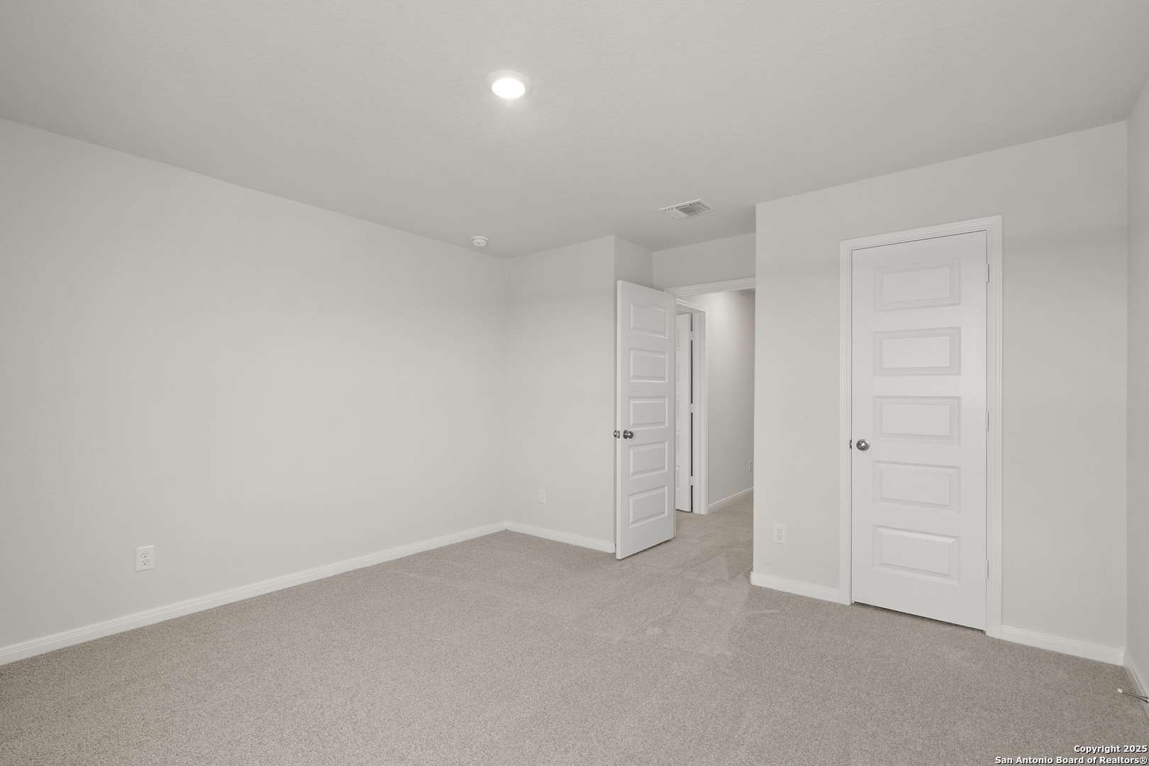 13632 Helton Pass St. Hedwig, TX 78152 - Photo 18 of 33