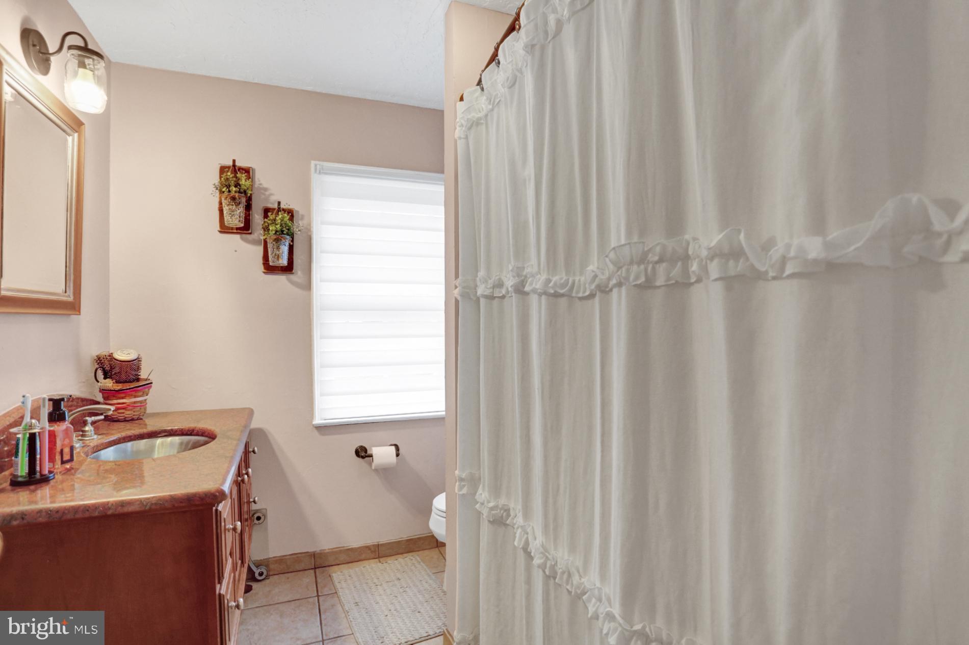 320 Sycamore Road Reading, PA 19611 - Photo 18 of 20