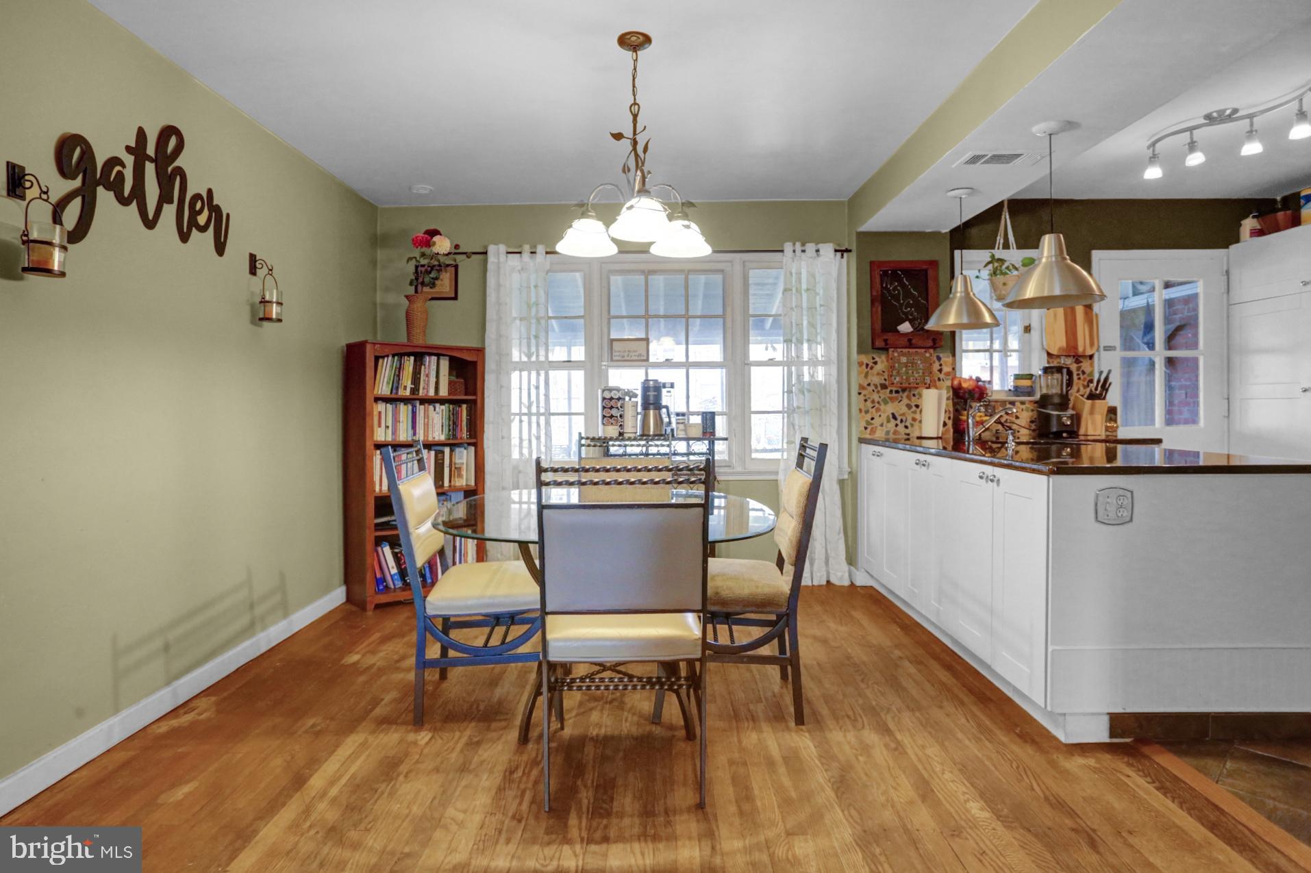 320 Sycamore Road Reading, PA 19611 - Photo 6 of 20 Dining Room