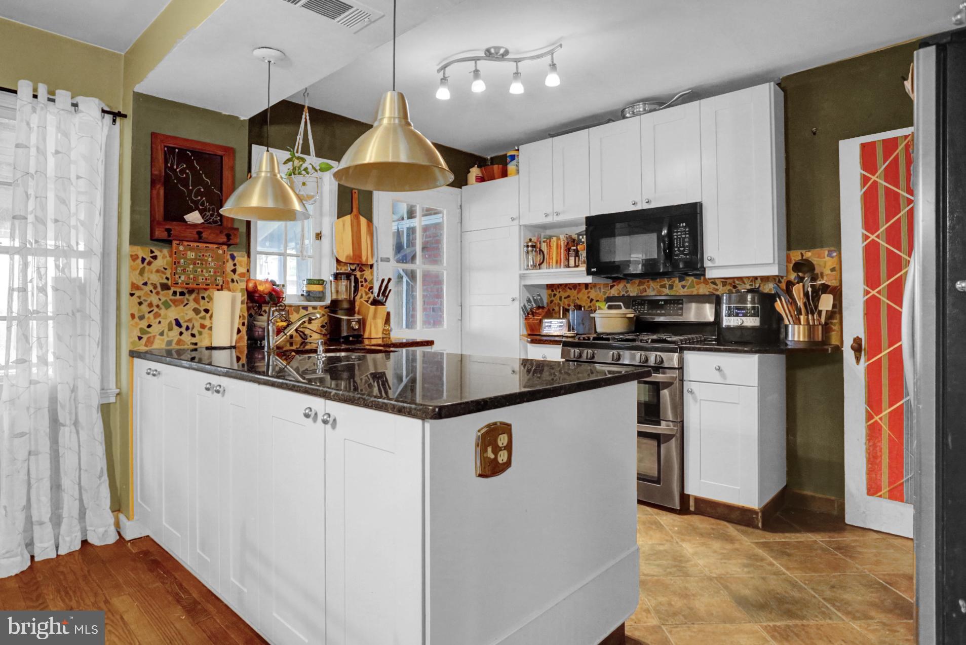 320 Sycamore Road Reading, PA 19611 - Photo 8 of 20 Updated Kitchen