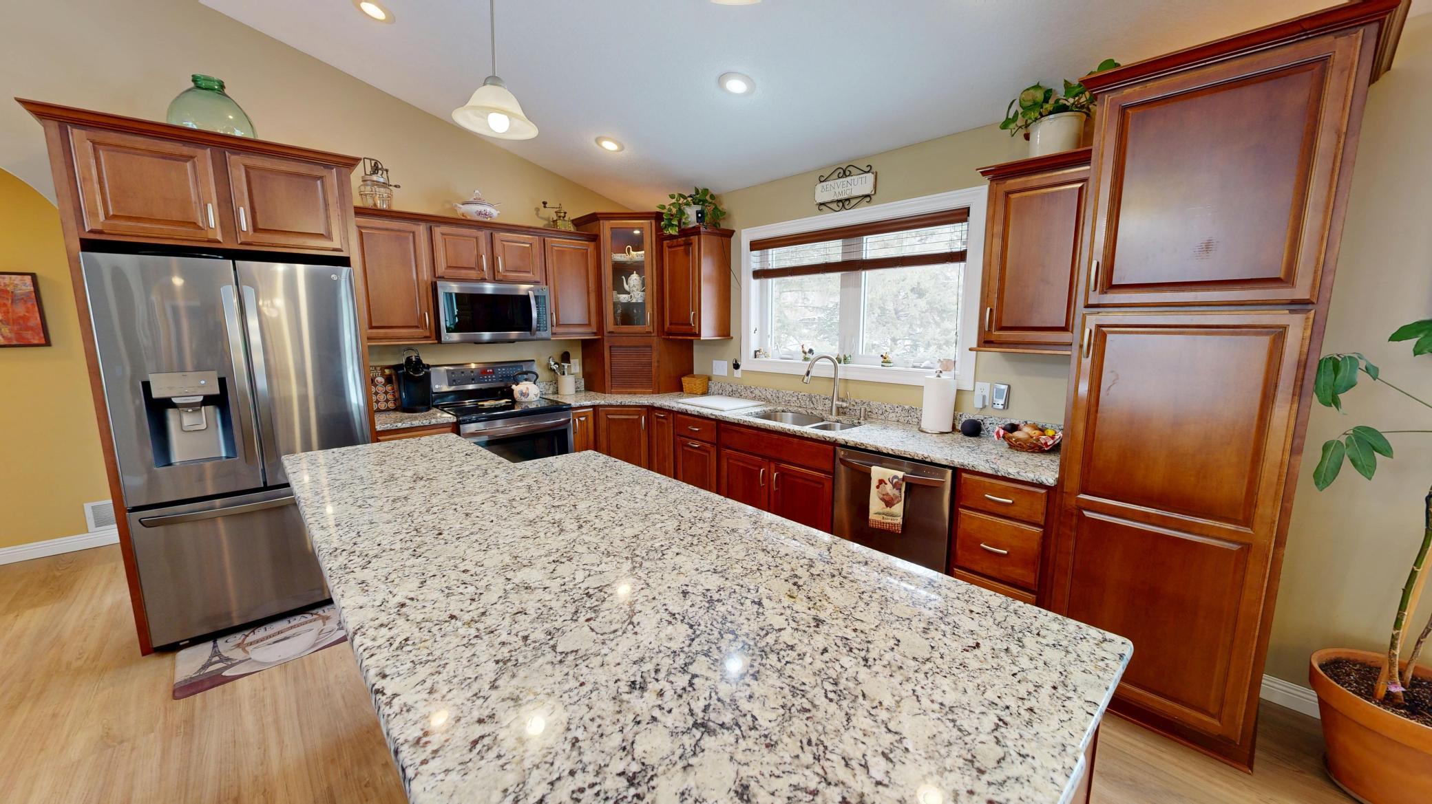 3177 Lakecrest Road Northeast Alexandria, MN 56308 - Photo 7 of 70