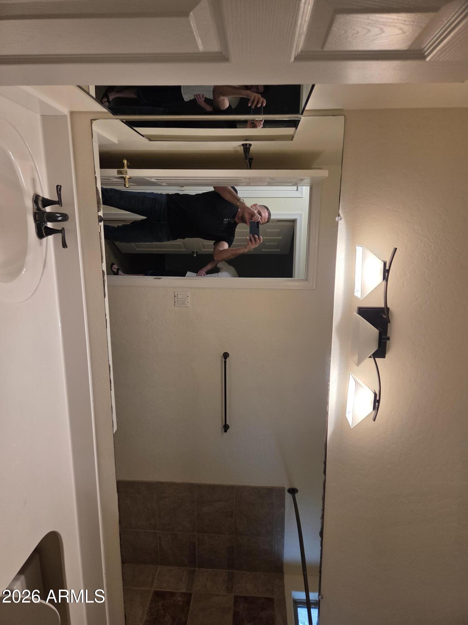 7809 South 18th Way Phoenix, AZ 85042 - Photo 31 of 52 20260211_122404