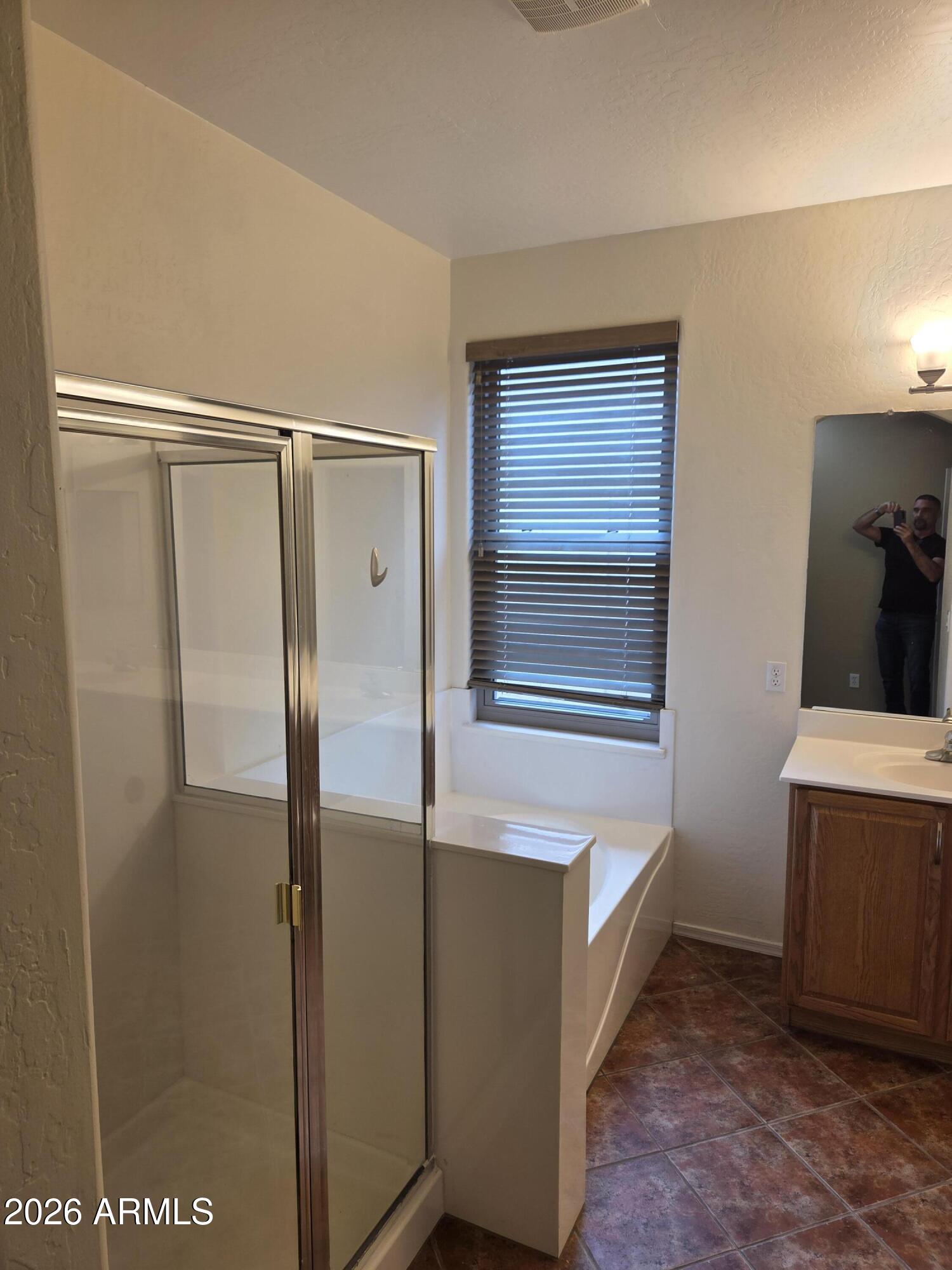 7809 South 18th Way Phoenix, AZ 85042 - Photo 37 of 52 20260211_122538