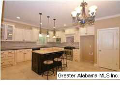 1740 Amanda Lane Gadsden, AL 35907 - Photo 5 of 30