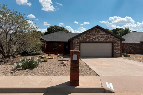 $279,500 | 125 Mariposa Drive, Clovis, NM 88101