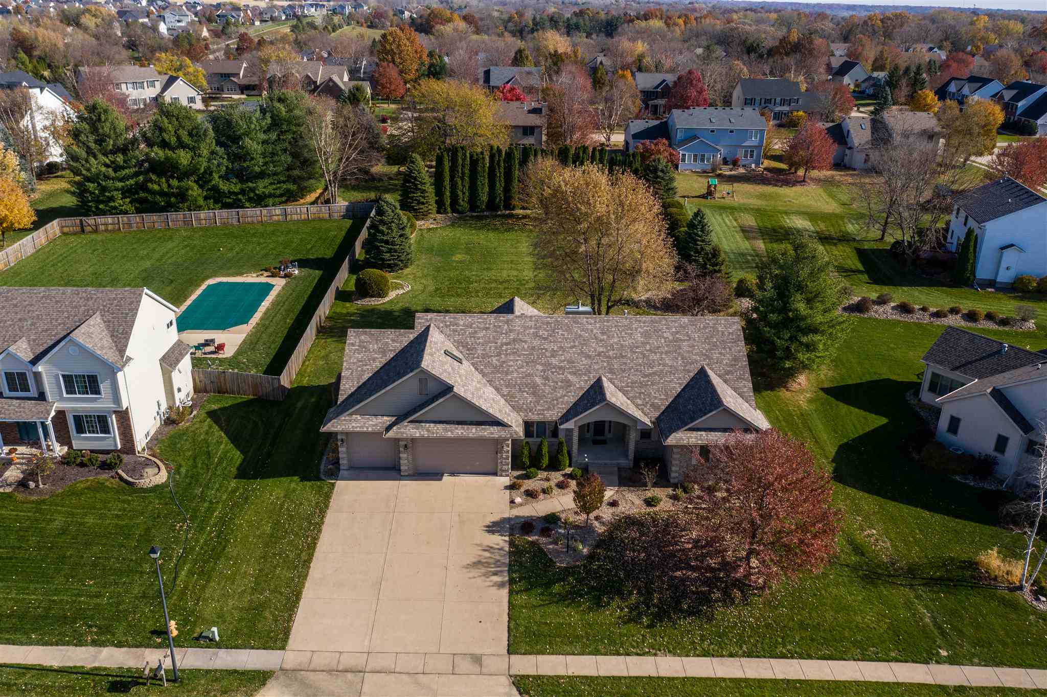 4874 White Post Road Bettendorf, IA 52722 - Photo 24 of 37