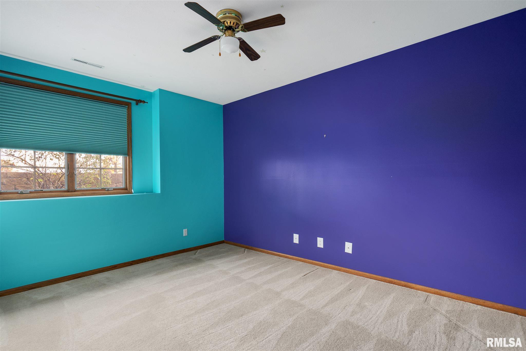 4874 White Post Road Bettendorf, IA 52722 - Photo 34 of 37