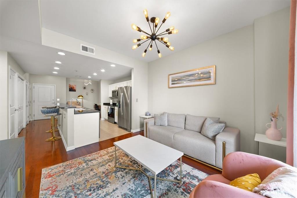 3040 Peachtree Road Northwest, Unit 702 Atlanta, GA 30305 - Photo 4 of 32