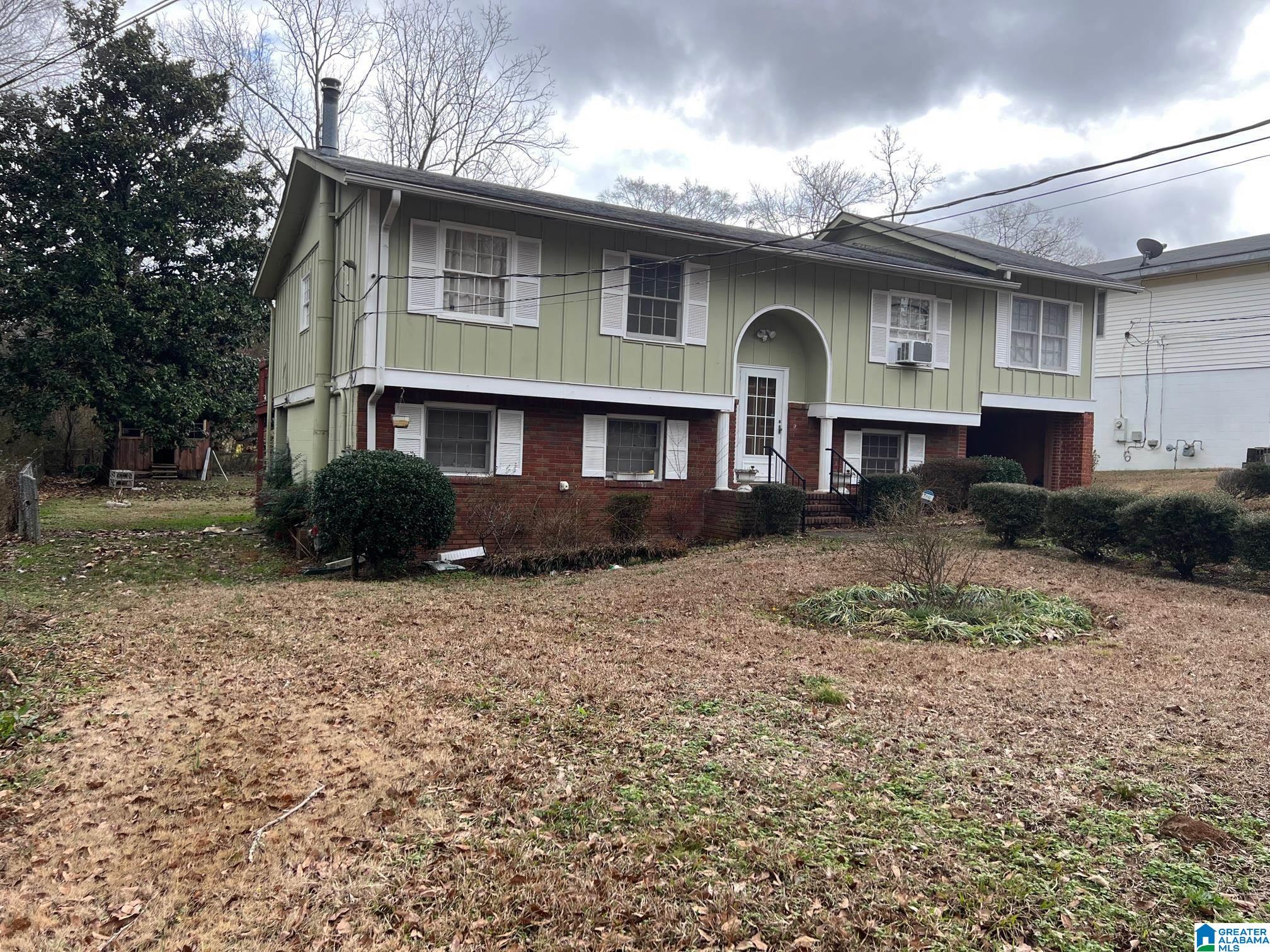 427 Davis Street Talladega, AL 35160 - Photo 2 of 34